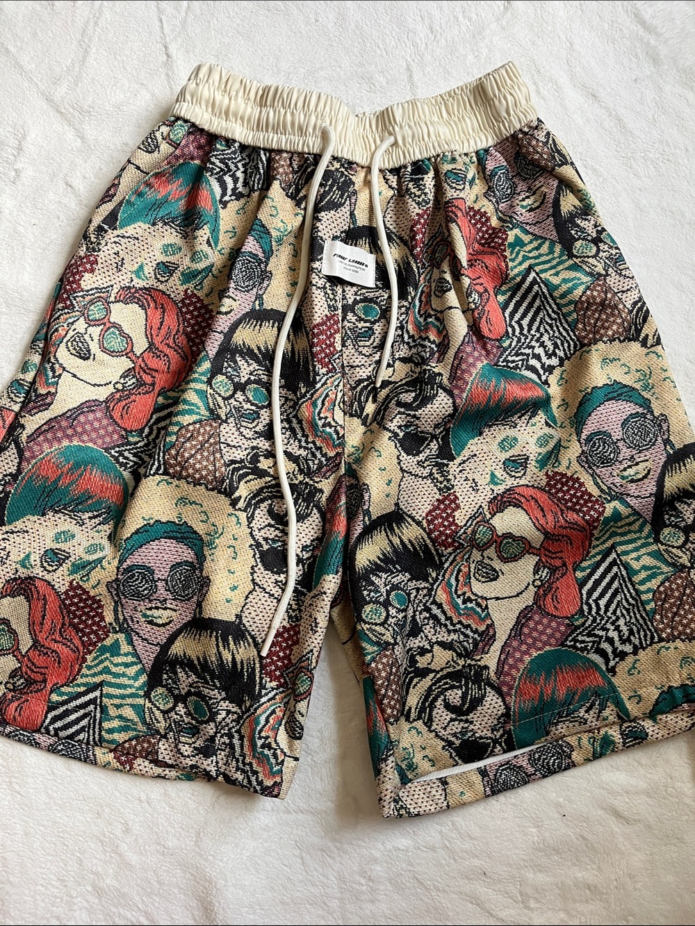 Cream Multicolor Illustrated Face-Print Drawstring Athletic Shorts